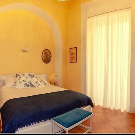 살레르노 Dimora Del Campo Charming House B&B 외부 사진