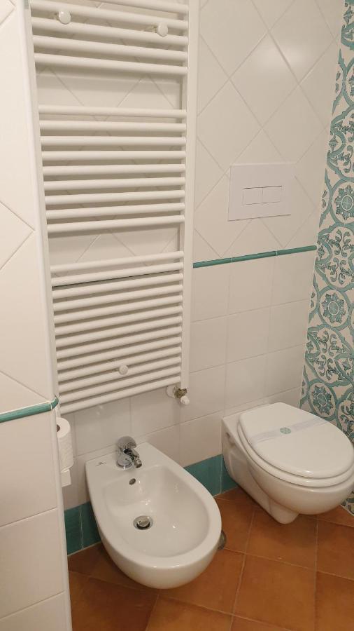 살레르노 Dimora Del Campo Charming House B&B 객실 사진