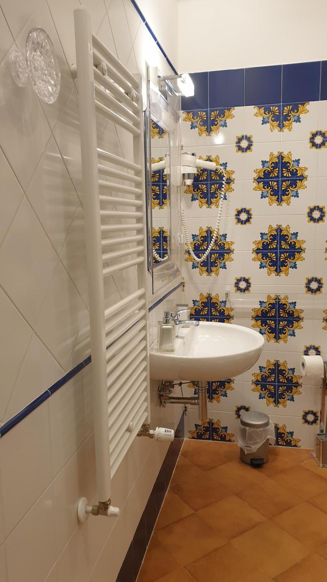 살레르노 Dimora Del Campo Charming House B&B 객실 사진